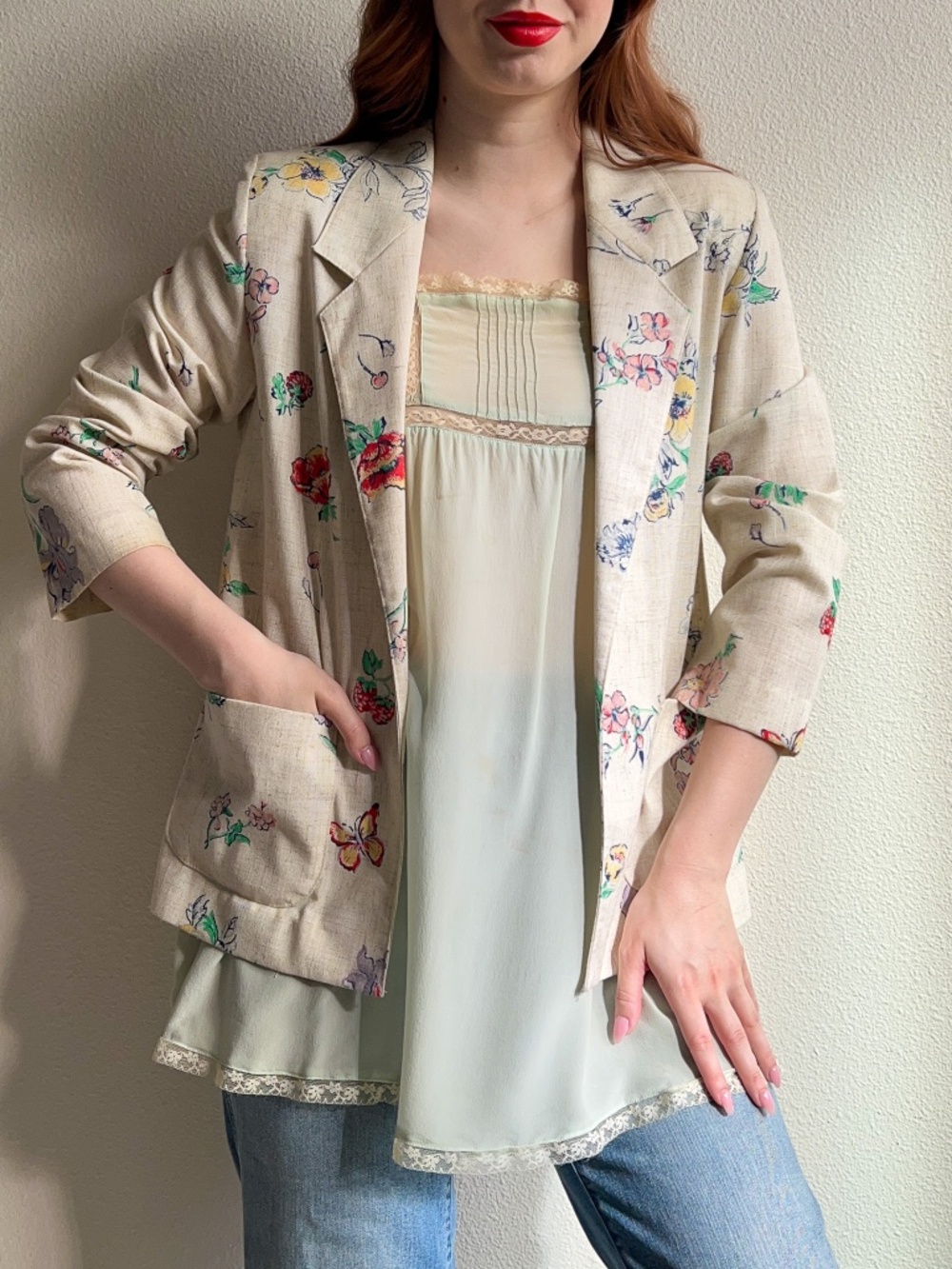 Vintage 1970s Cream Blazer With Summer Florals (M/L)